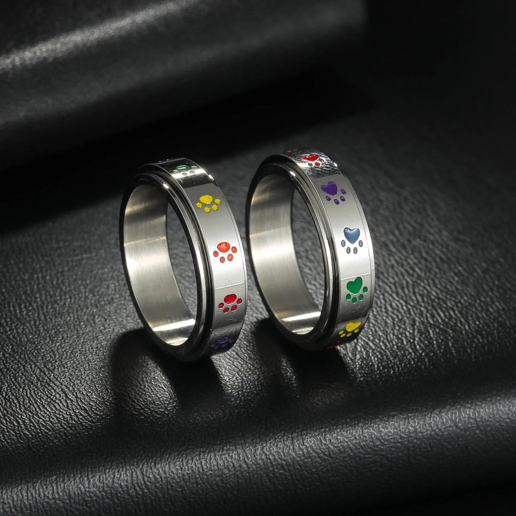 Spinner Ring with Hearts or Paws Anti-Stress rotating paws