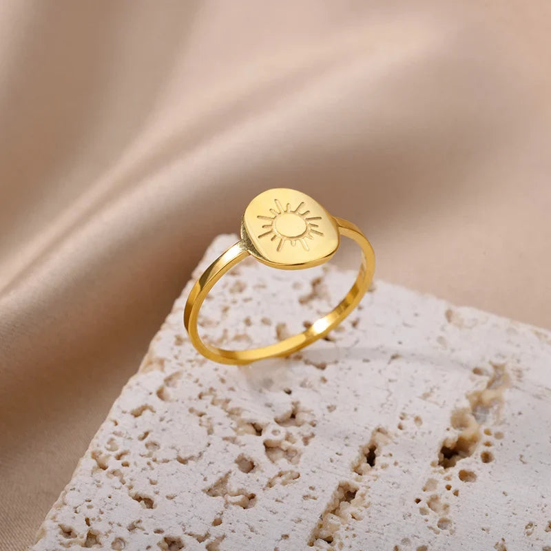 Women's Sun Ring in gold