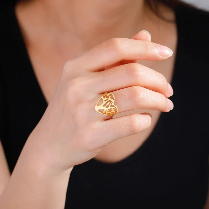 Women's Tree of Life Ring with Heart Signet gold