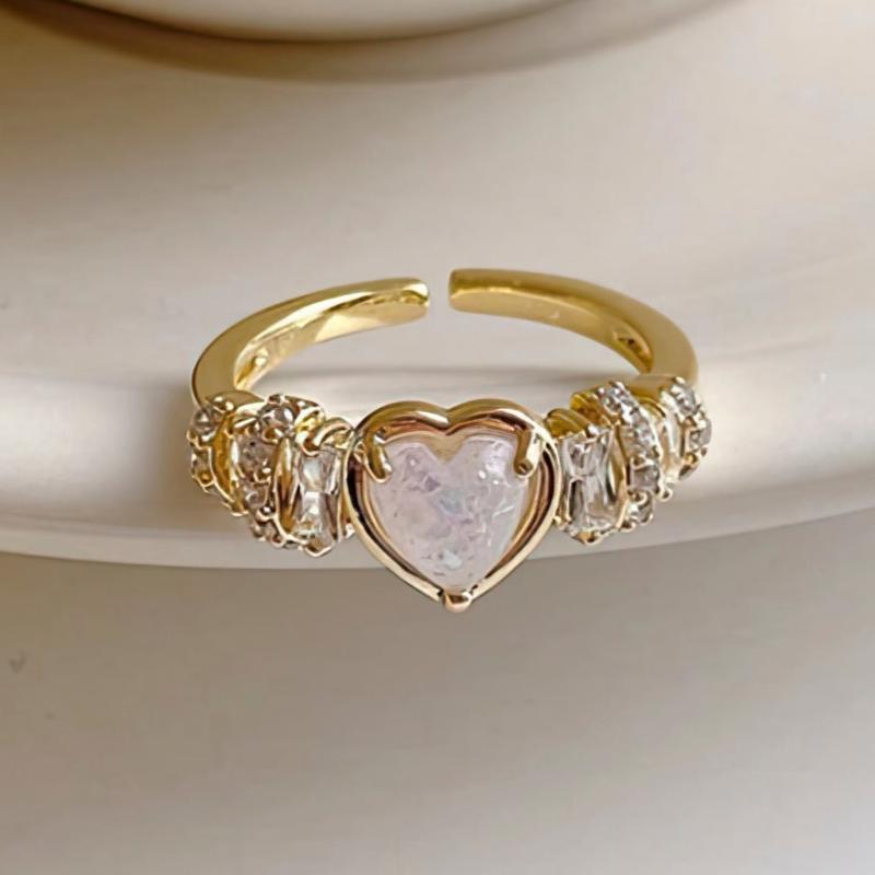 Women's Diamond Heart Ring