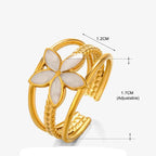 Bague Elégante avec Fleur