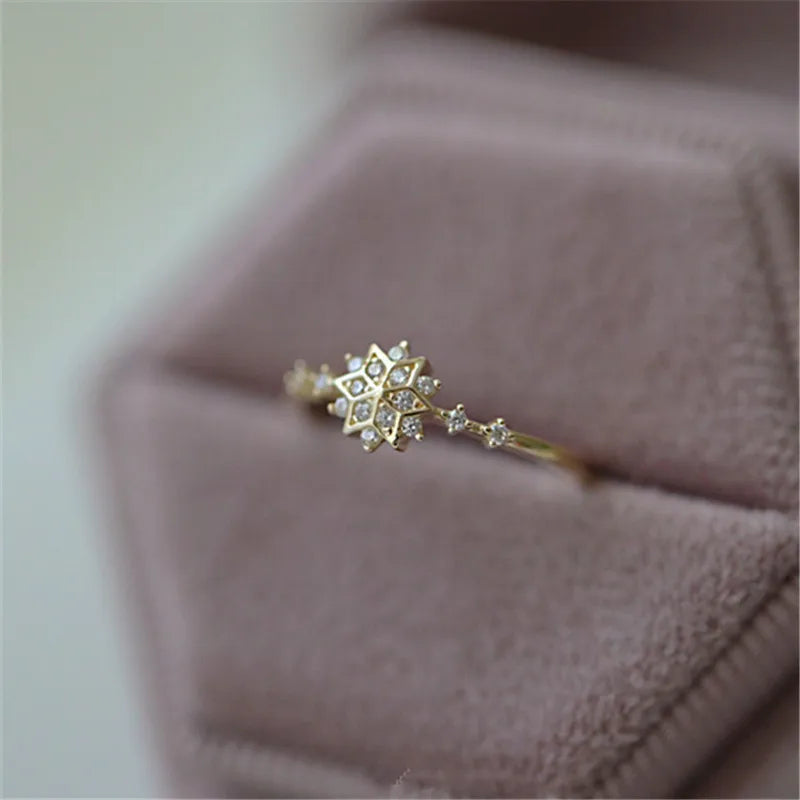 Women's Winter Gold Snowflake Ring