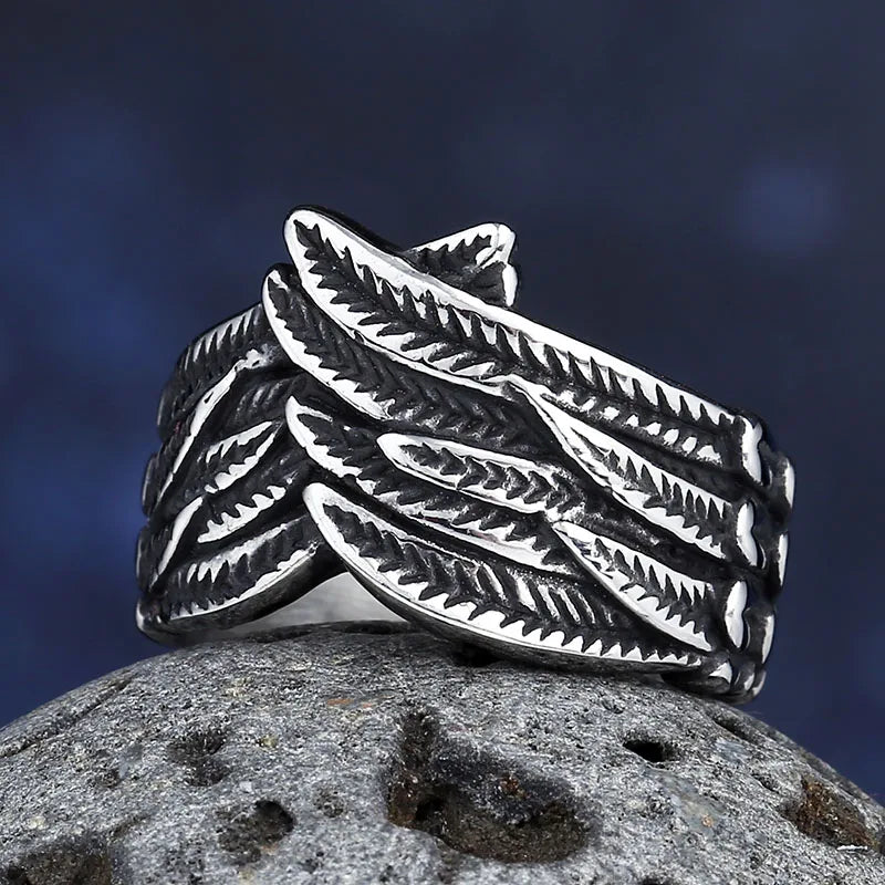Aged feather motif ring