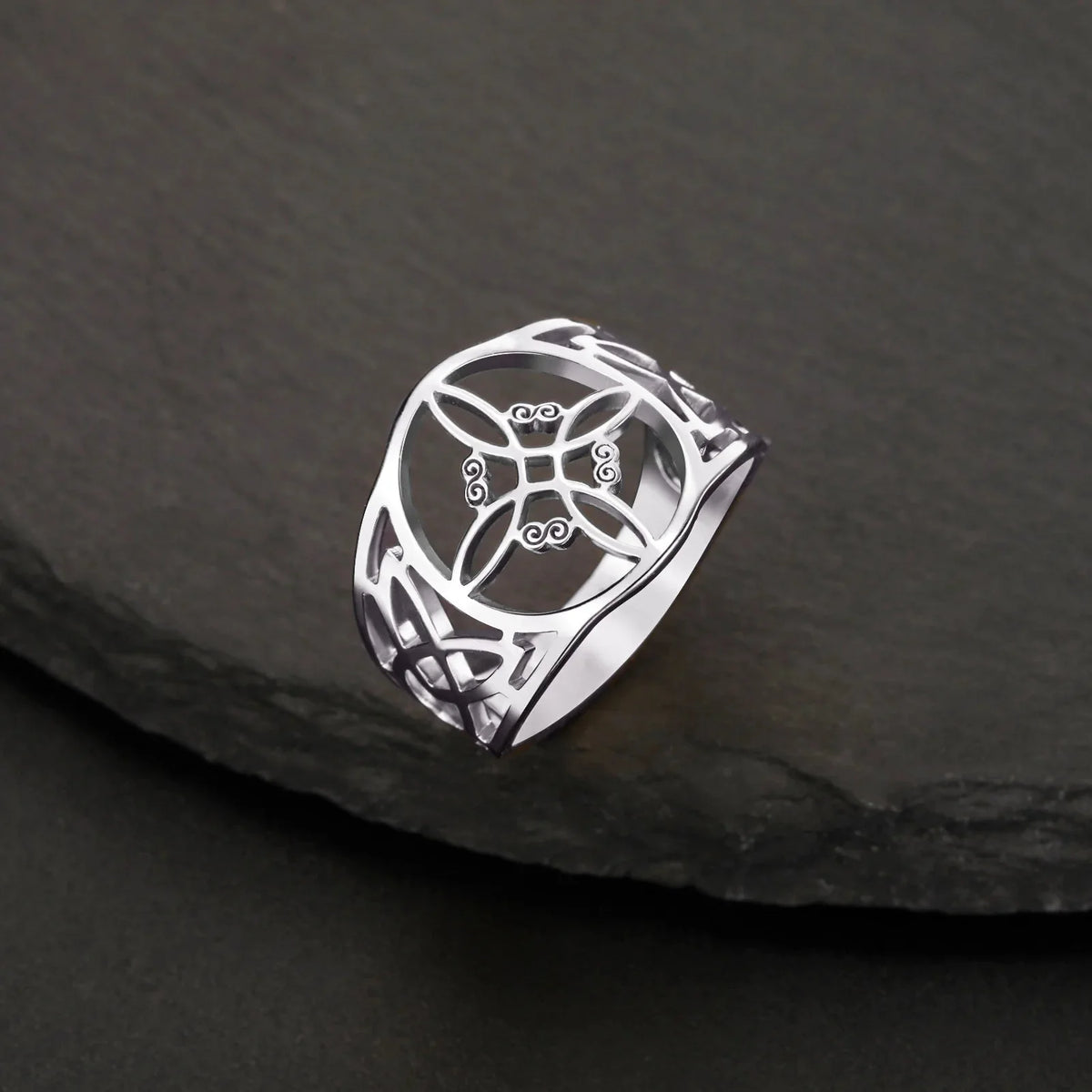 Witch's Knot Ring for Women, Protective Wiccan Ring in Silver
