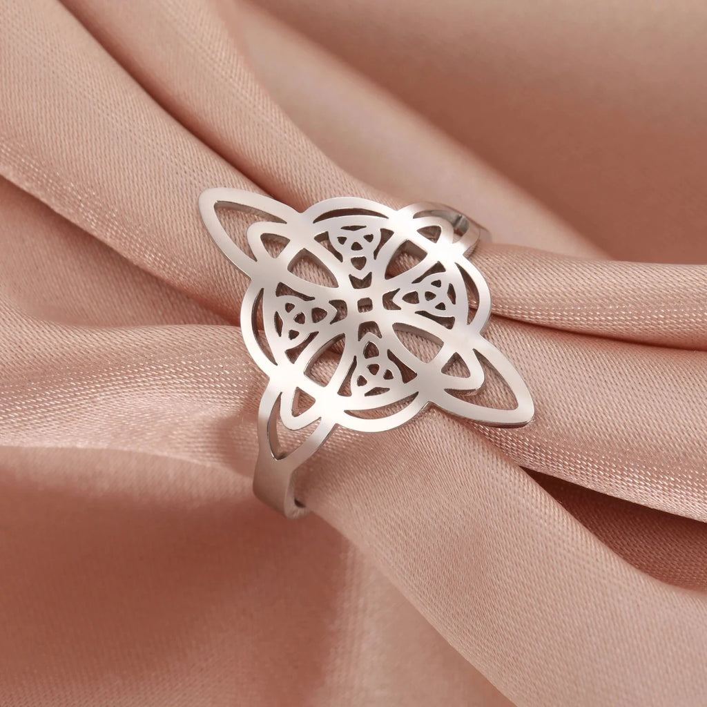 Witch’s Knot Protection Ring for Women, Wiccan, Silver