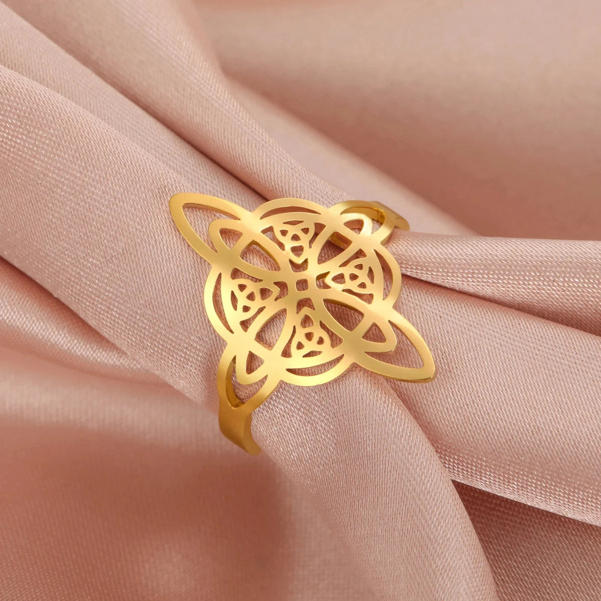 Witch’s Knot Protection Ring for Women, Wiccan, Gold