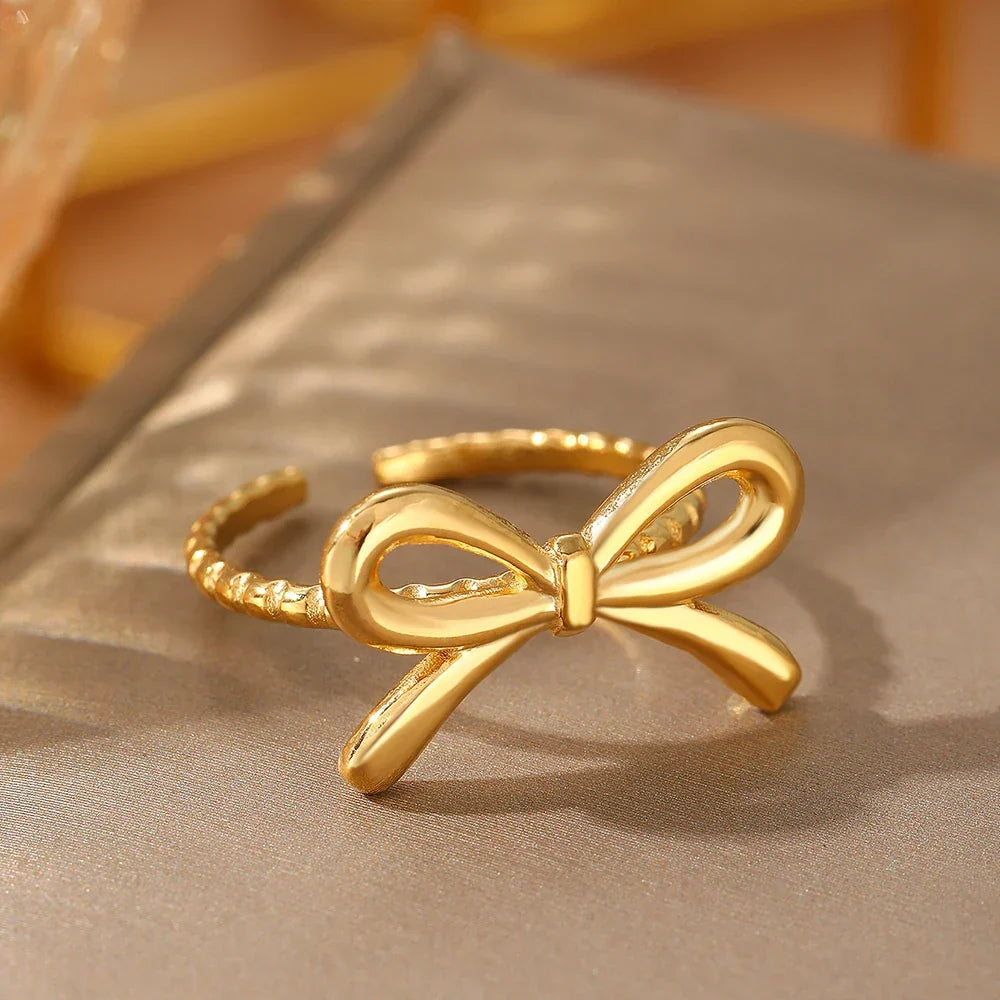 Women's Bow Tie Ring in Gold