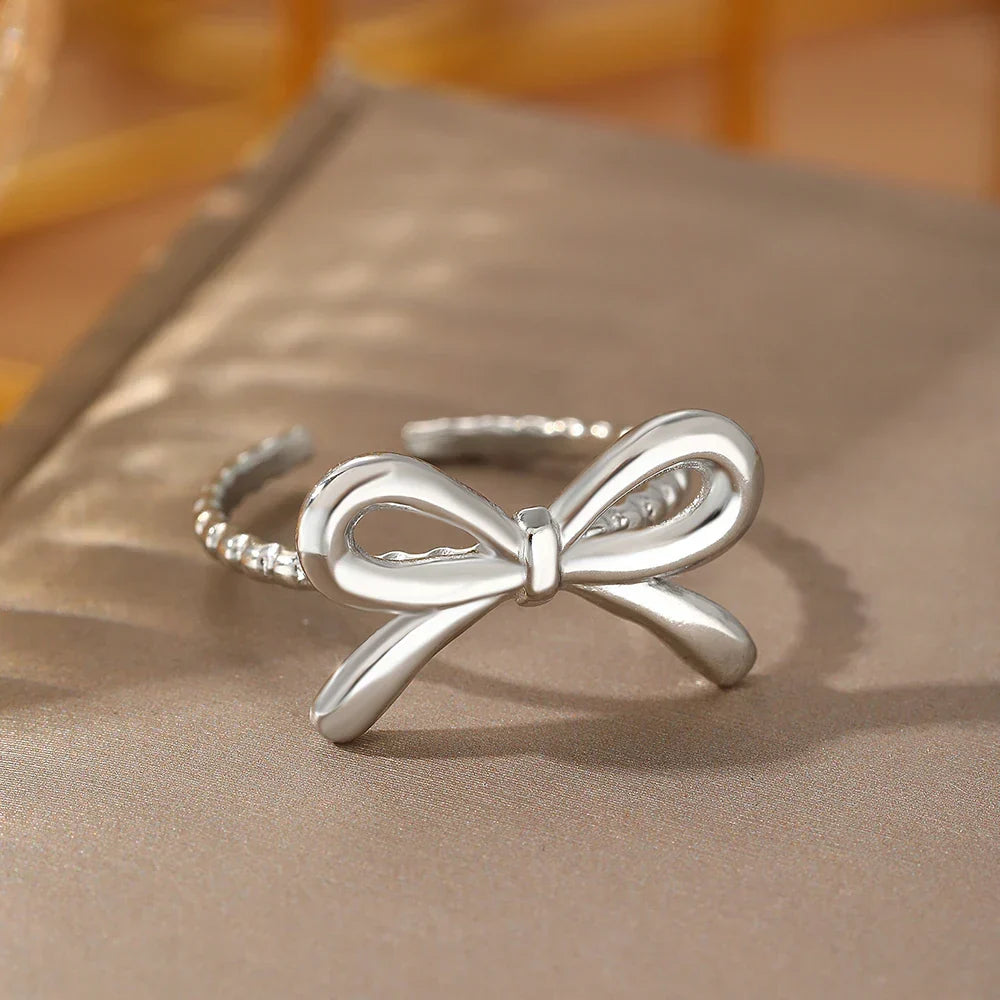 Women's Bow Tie Ring in Silver