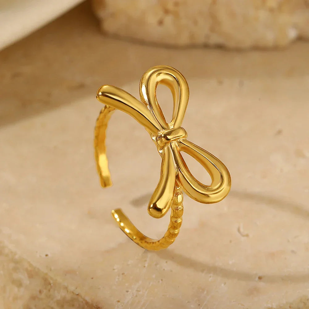 Women's Bow Tie Ring in Gold