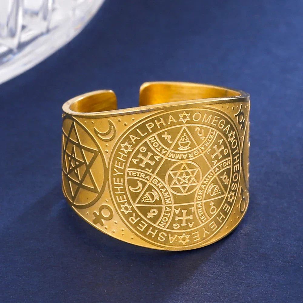 Gold Pentagram Tetragram Witchcraft Sorcery Ring