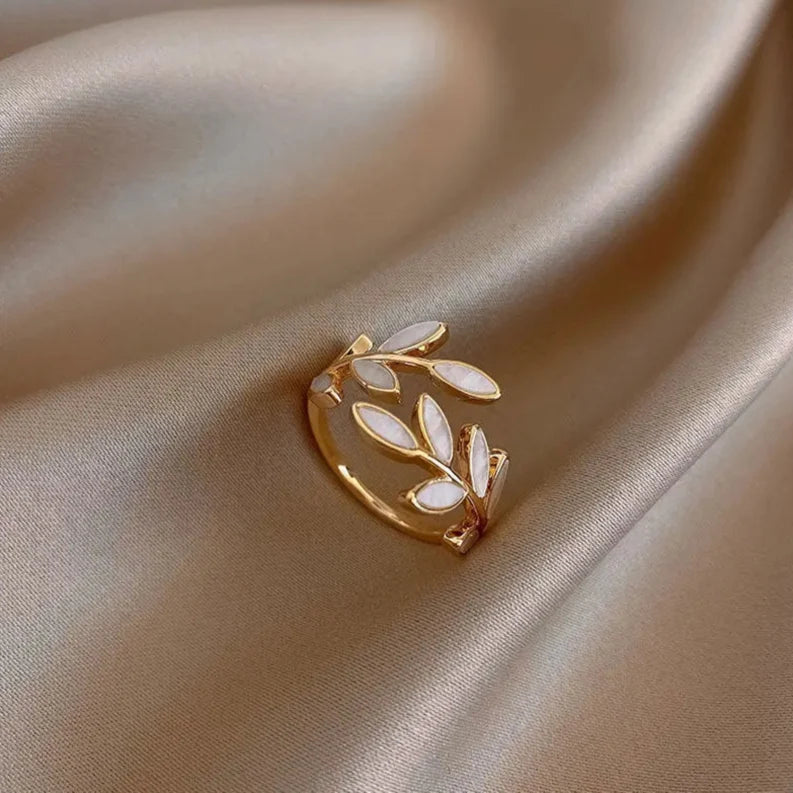 Bague Rétro Feuille de Laurier en Zircon