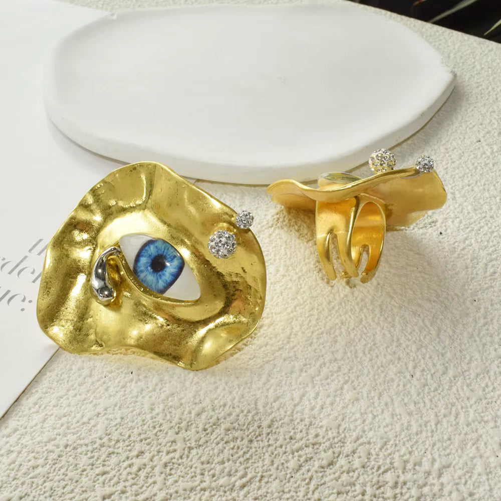Baroque-Style Evil Eye Ring gold