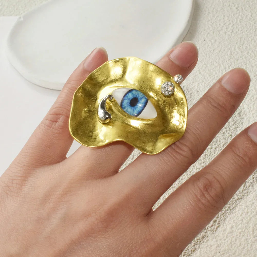 Baroque-Style Evil Eye Ring gold