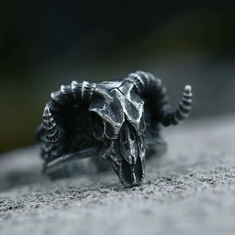 Tanngrisnir Viking Ring