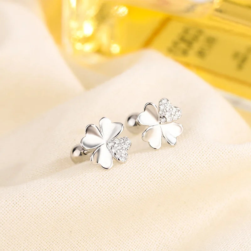Boucles d'Oreilles Clou en Feuille de Trèfle à 4 Feuilles avec Zircon