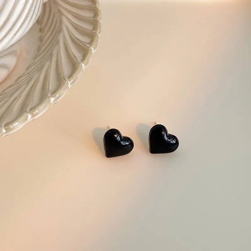 Women's Heart Stud Earrings Black