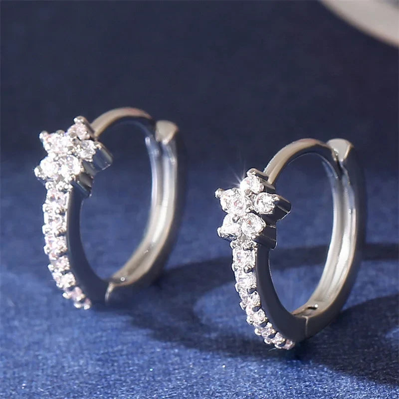 Boucles d'Oreilles Créoles Etoiles en Zircon argent