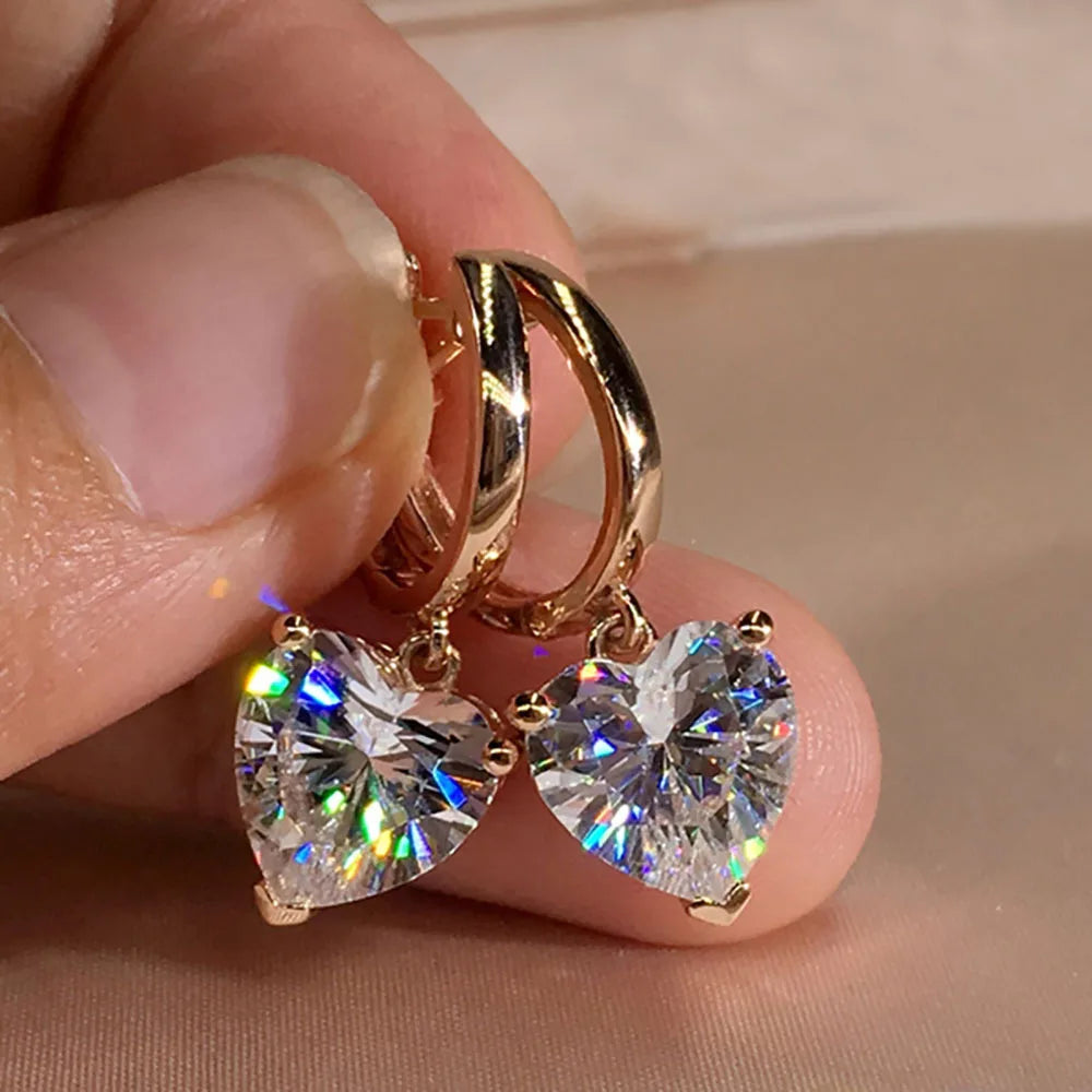 Серьги-подвески с сердцем из циркония