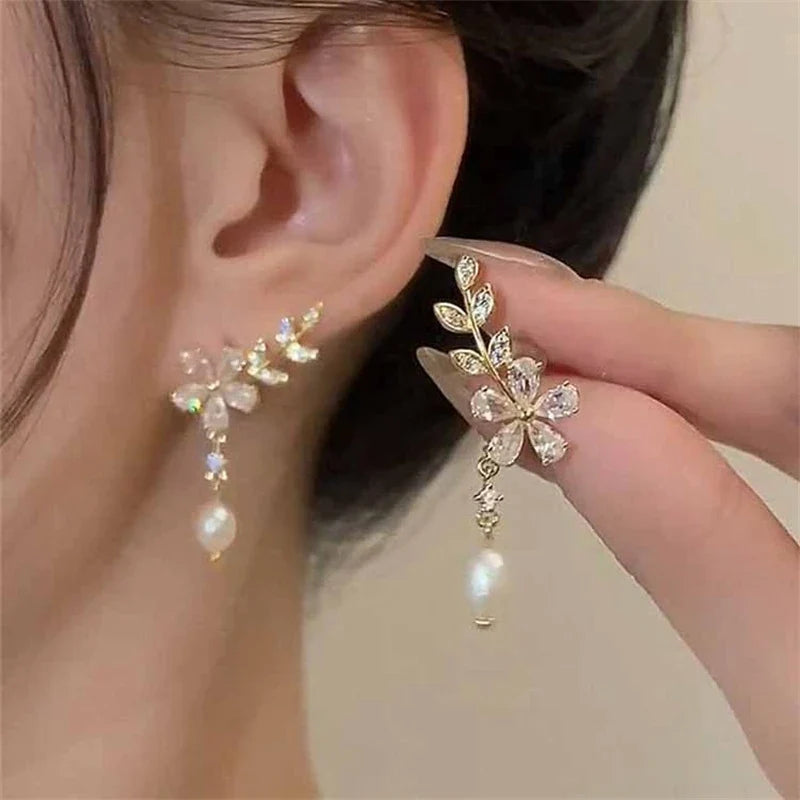 White Crystal Flower Dangle Earrings
