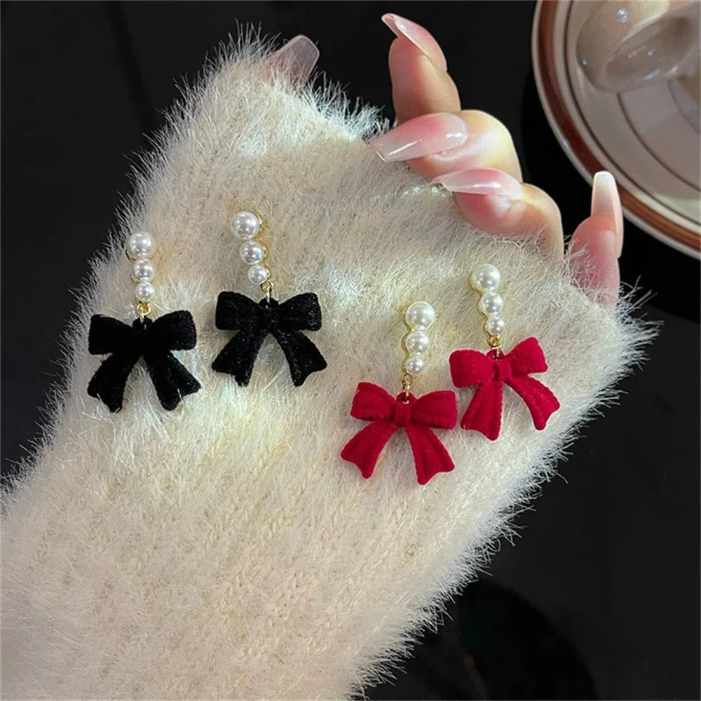 Black Pearl and Knot Drop Earrings