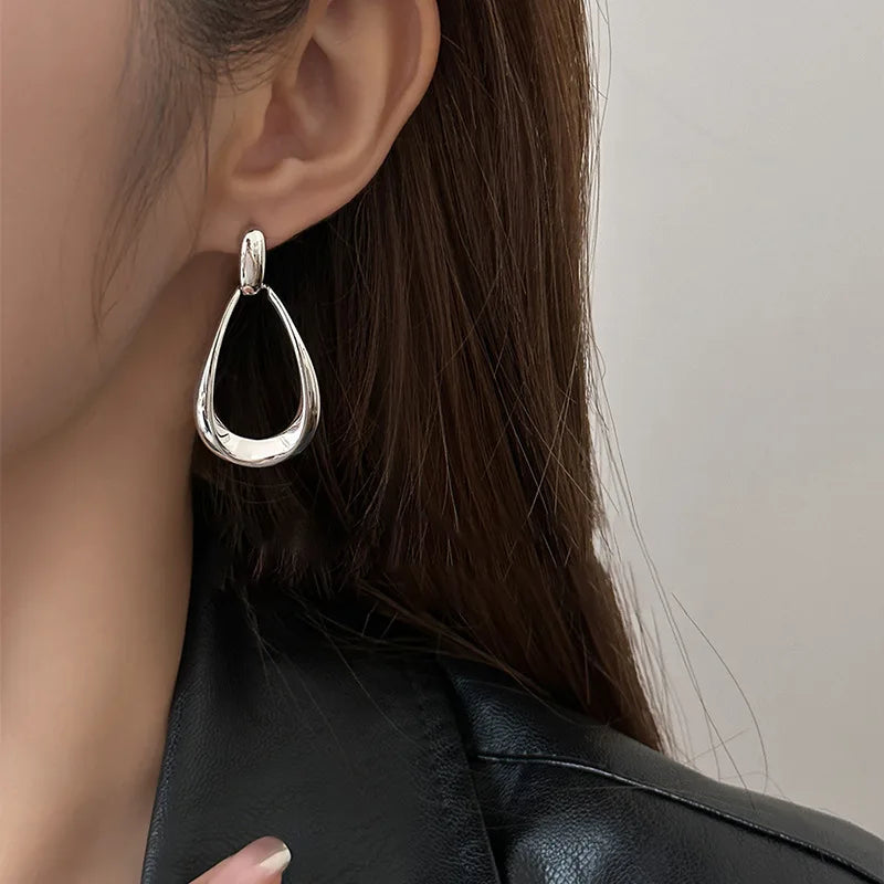 Retro Water Drop Dangle Earrings silver