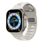سوار Apple Watch من السيليكون الجراحي بيج