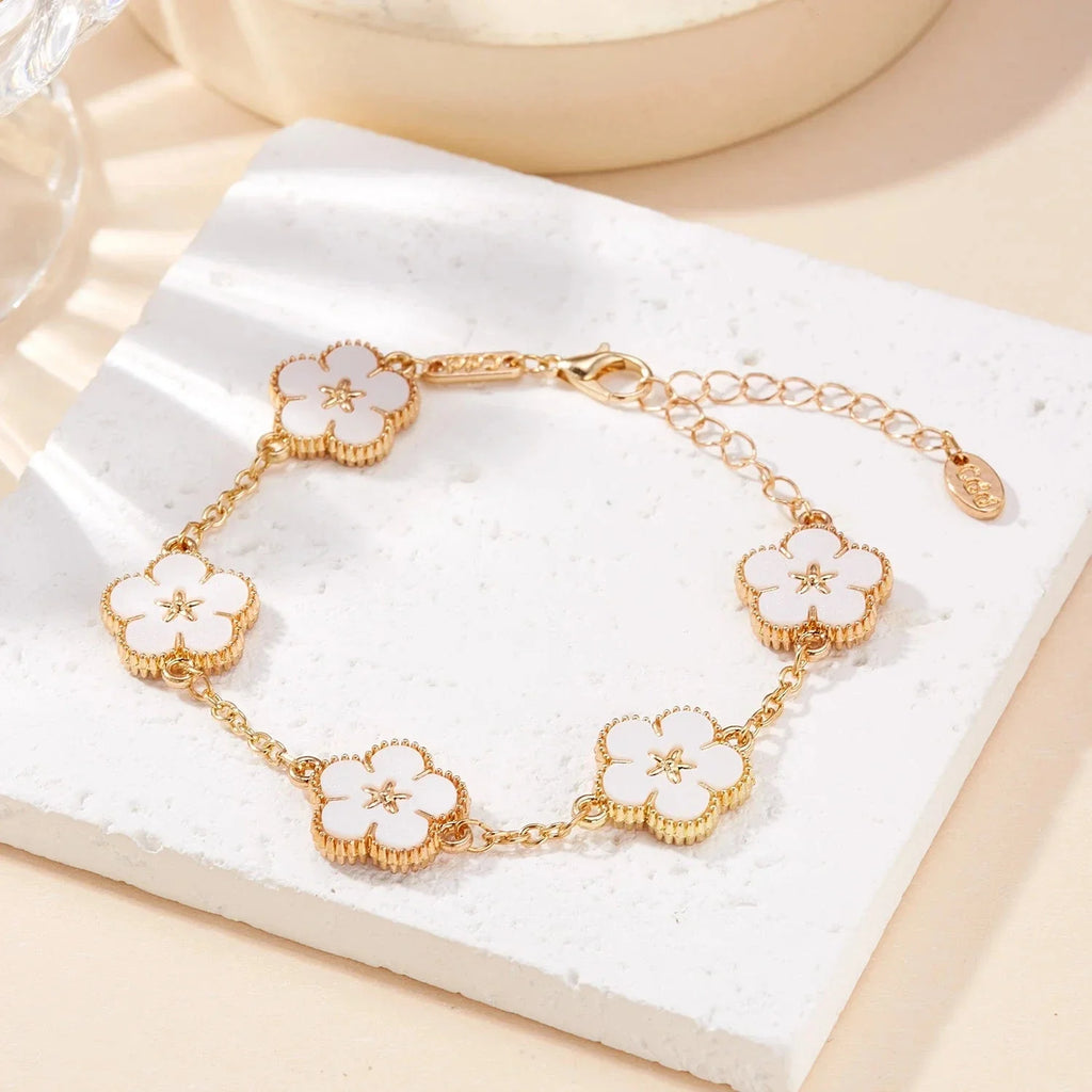 Women's Flower Bracelet white