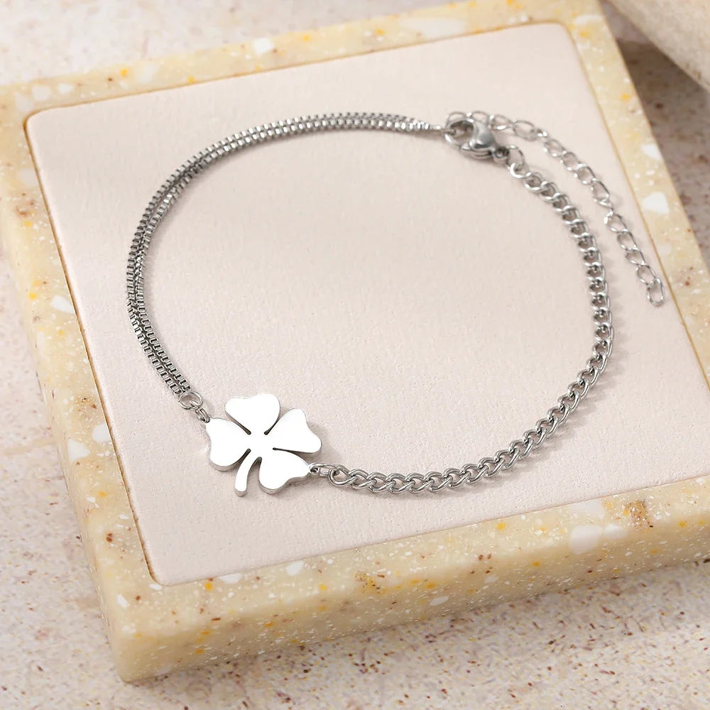 Bracelet avec Trèfle à 4 Feuilles Porte Bonheur argent