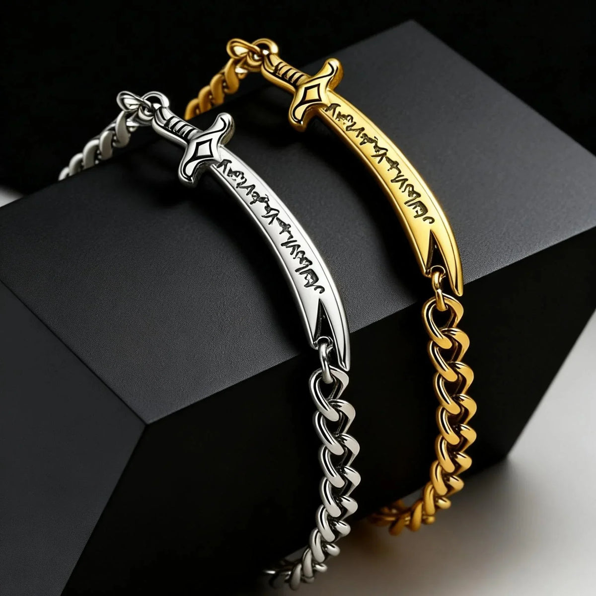 Men’s Cuban chain bracelet with Arabic Ali Zulfiqar sword in gold