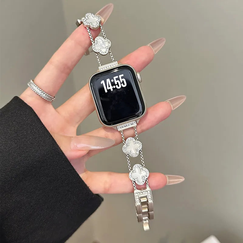 Replacement band for Apple Watch - silver clover design