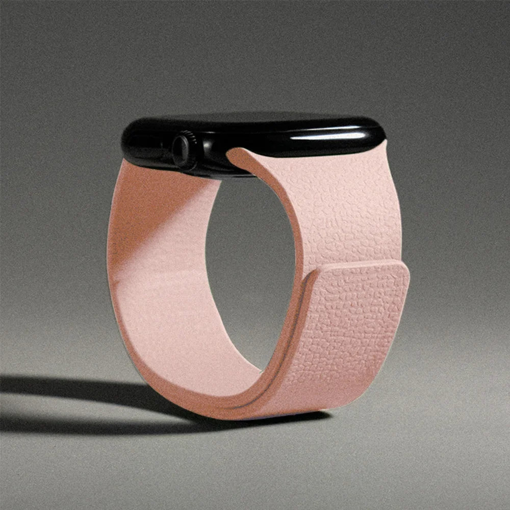 Сменный ремешок для Apple Watch из магнитного силикона розовый