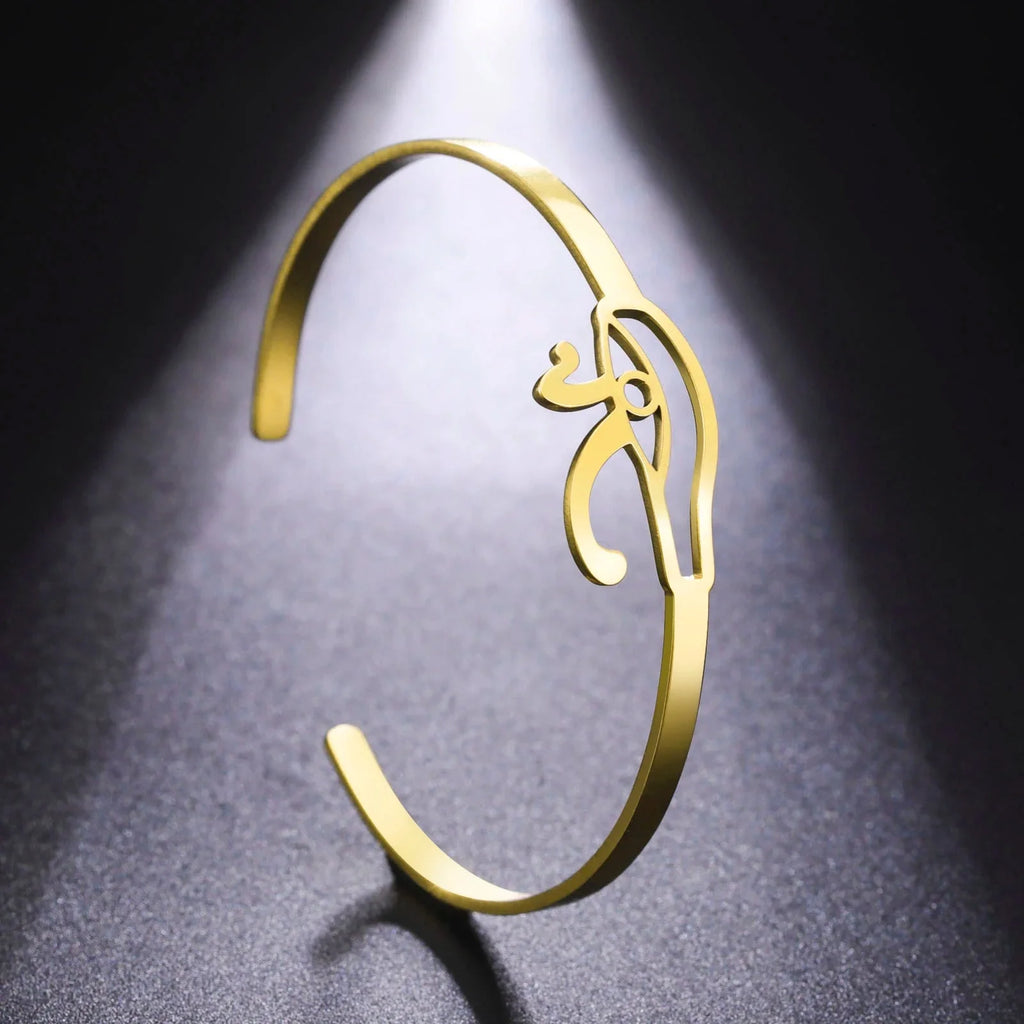 Ancient Egypt Bracelet with Eye of Horus in gold