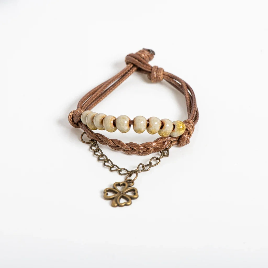 Bracelet en Corde avec Trèfle à 4 Feuilles et Perles jaune