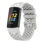 Силиконовый ремешок для часов Fitbit Charge 5, Charge 6 белый