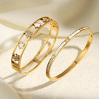 5-Petal Fine Flowers Figaro Bracelet a