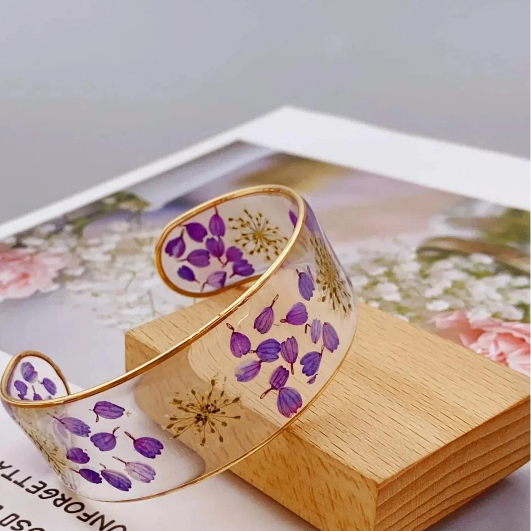 Transparent Resin Flower Chain Bracelet purple a
