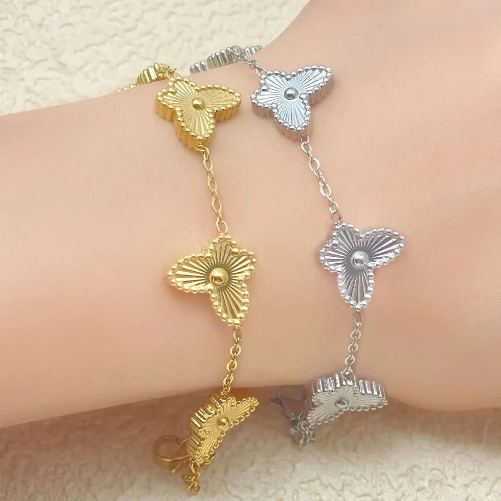 Floral Figaro Bracelet with 4 Petals