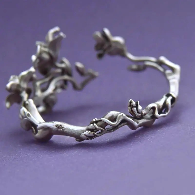 Magnolia Flower Curb Chain Bracelet