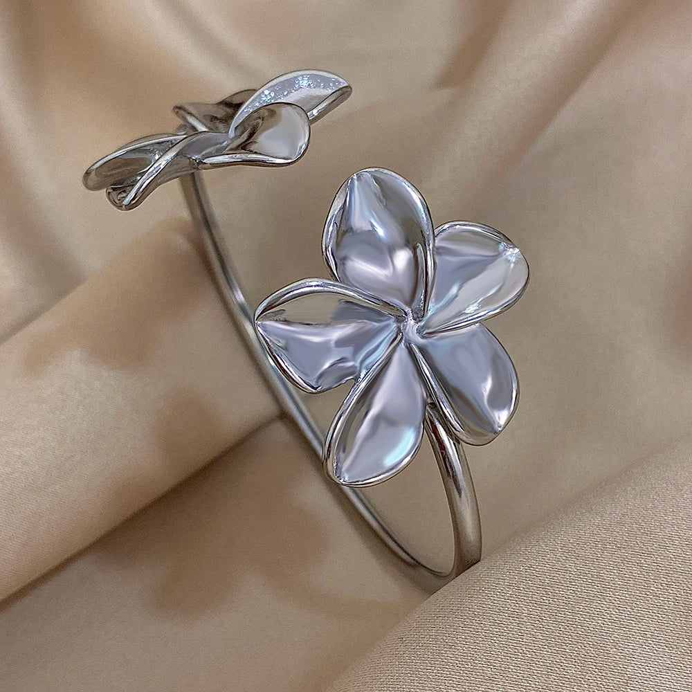 Large 5-Petal Flower Chain Bracelet silver