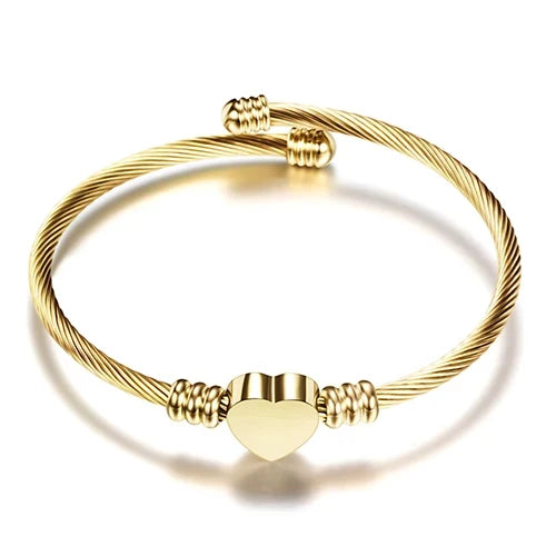 Adjustable Heart Curb Chain Bracelet for Women, Gold