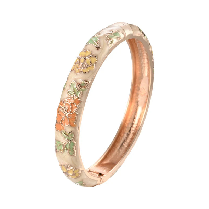 Romantic Flower Link Bracelet Beige