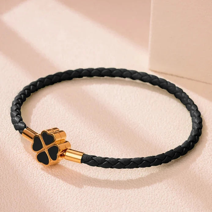 Bracelet Tressé en Cuir avec Trèfle à 4 Feuilles noir