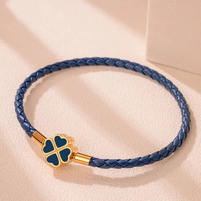 Bracelet Tressé en Cuir avec Trèfle à 4 Feuilles bleu marine