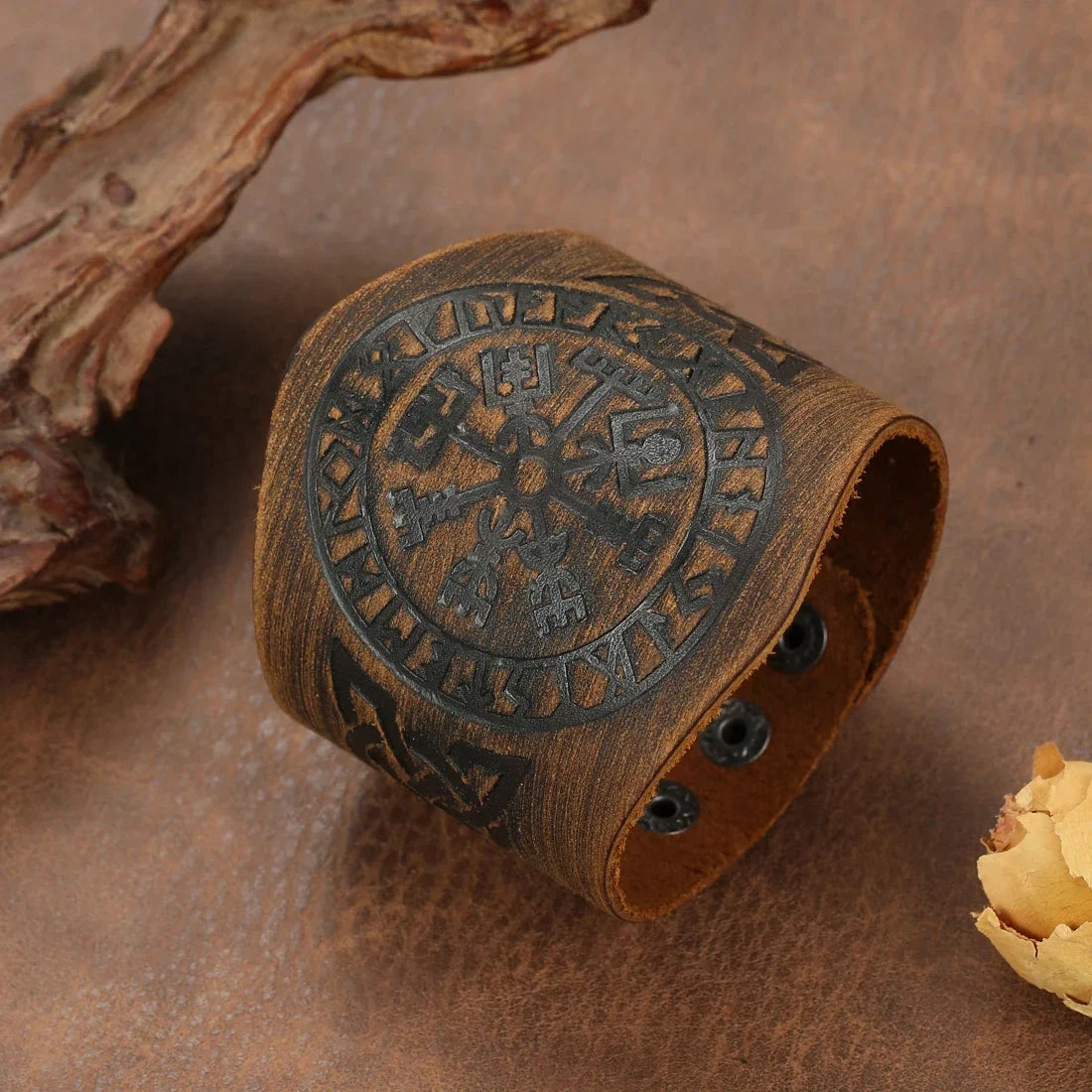Viking Vegvisir Bracelet in Dark Brown Leather