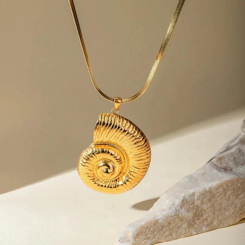 Collier avec Pendentif Coquillage Spirale