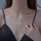 Collier avec Pendentif Croissant de Lune et Perles