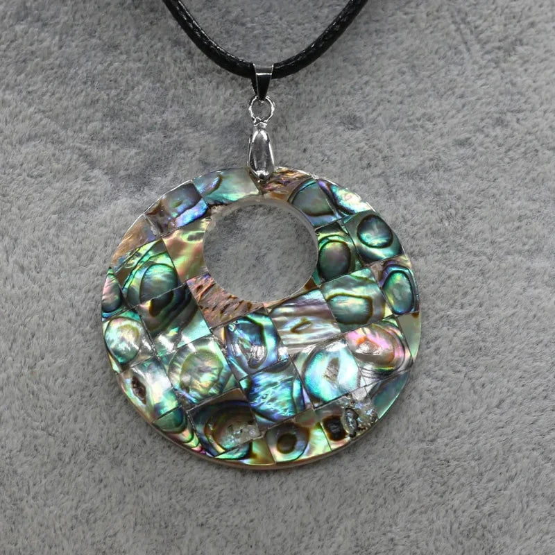 Collier en Cuir Pendentif en Nacre Coquillage