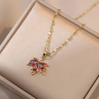 Collier avec Pendentif Feuille d'Erable Colorée rouge