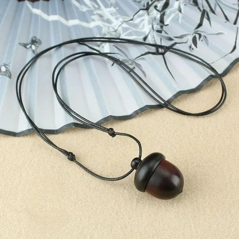 Collier avec Pendentif Gland en Bois marron foncé