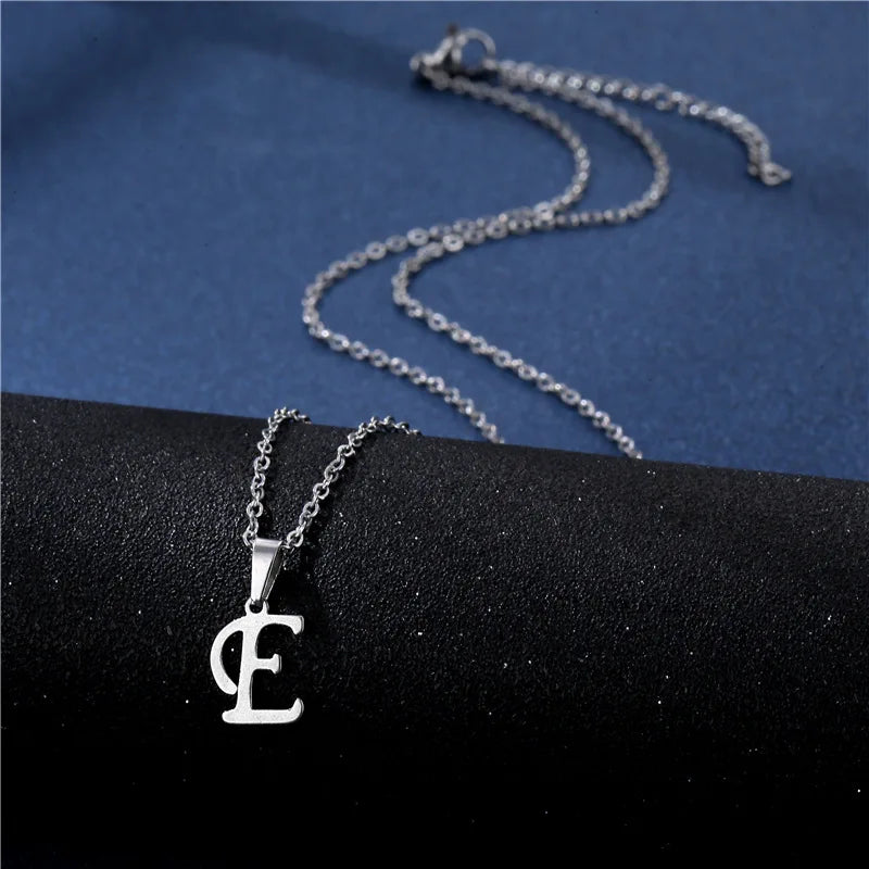 Custom necklace with initial pendant e
